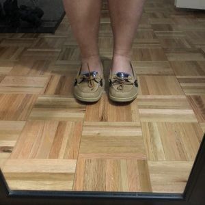 Barely worn slip on women’s sperrys